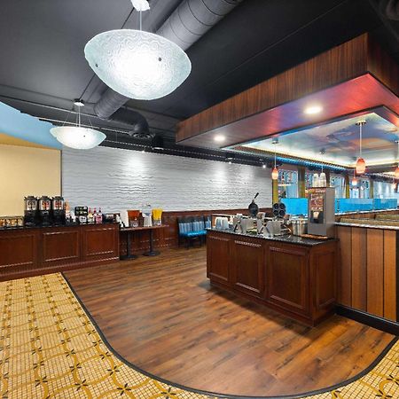 La Quinta Inn And Suites By Wyndham At Watiki Waterpark Rapid City Zewnętrze zdjęcie