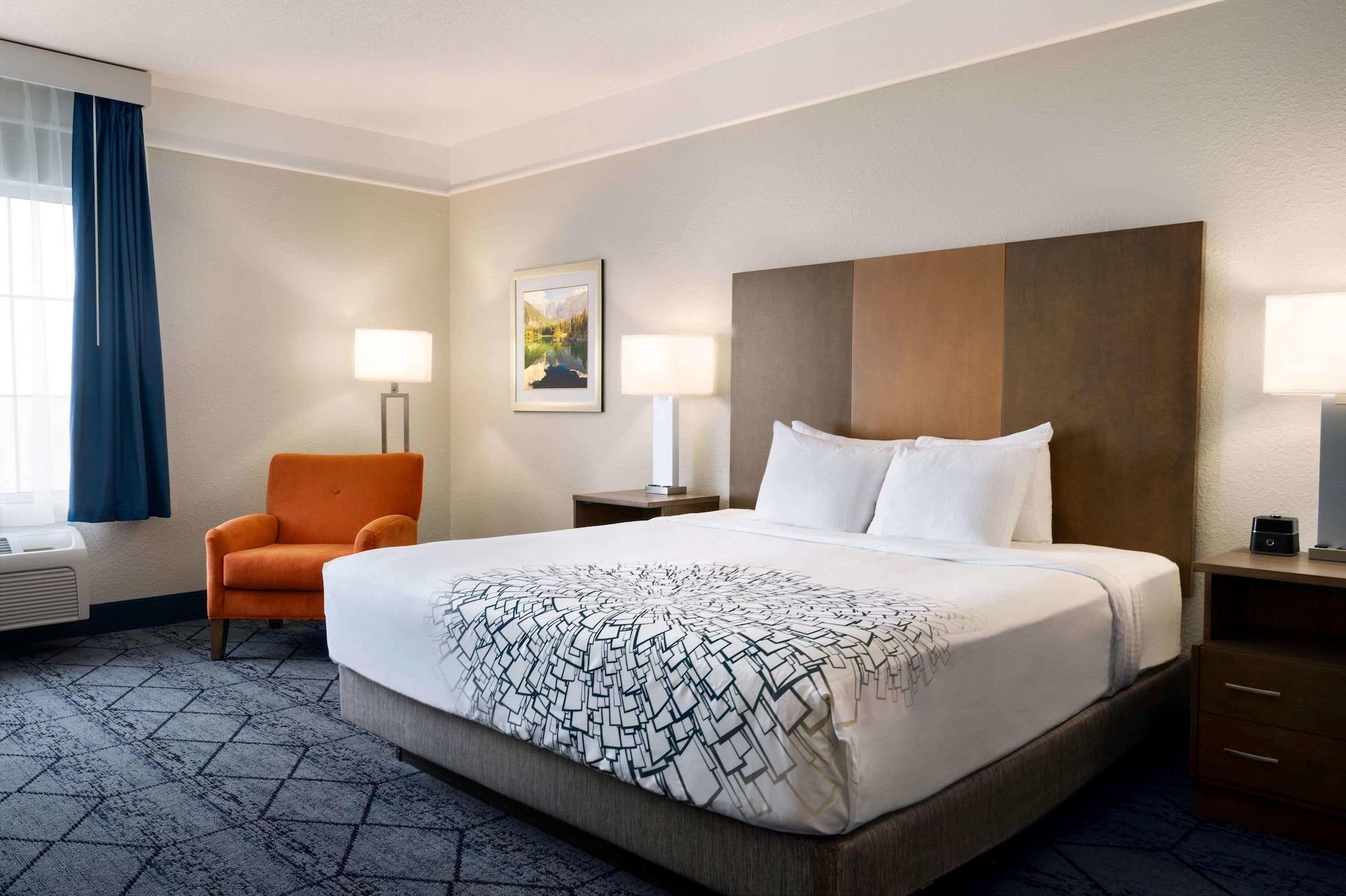 La Quinta Inn And Suites By Wyndham At Watiki Waterpark Rapid City Zewnętrze zdjęcie
